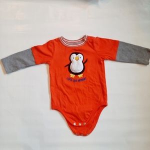 4/$25 "Cool like Mommy" Adorable One Piece Onsie